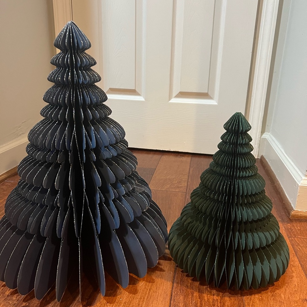Create and barrel 3d paper Christmas tree